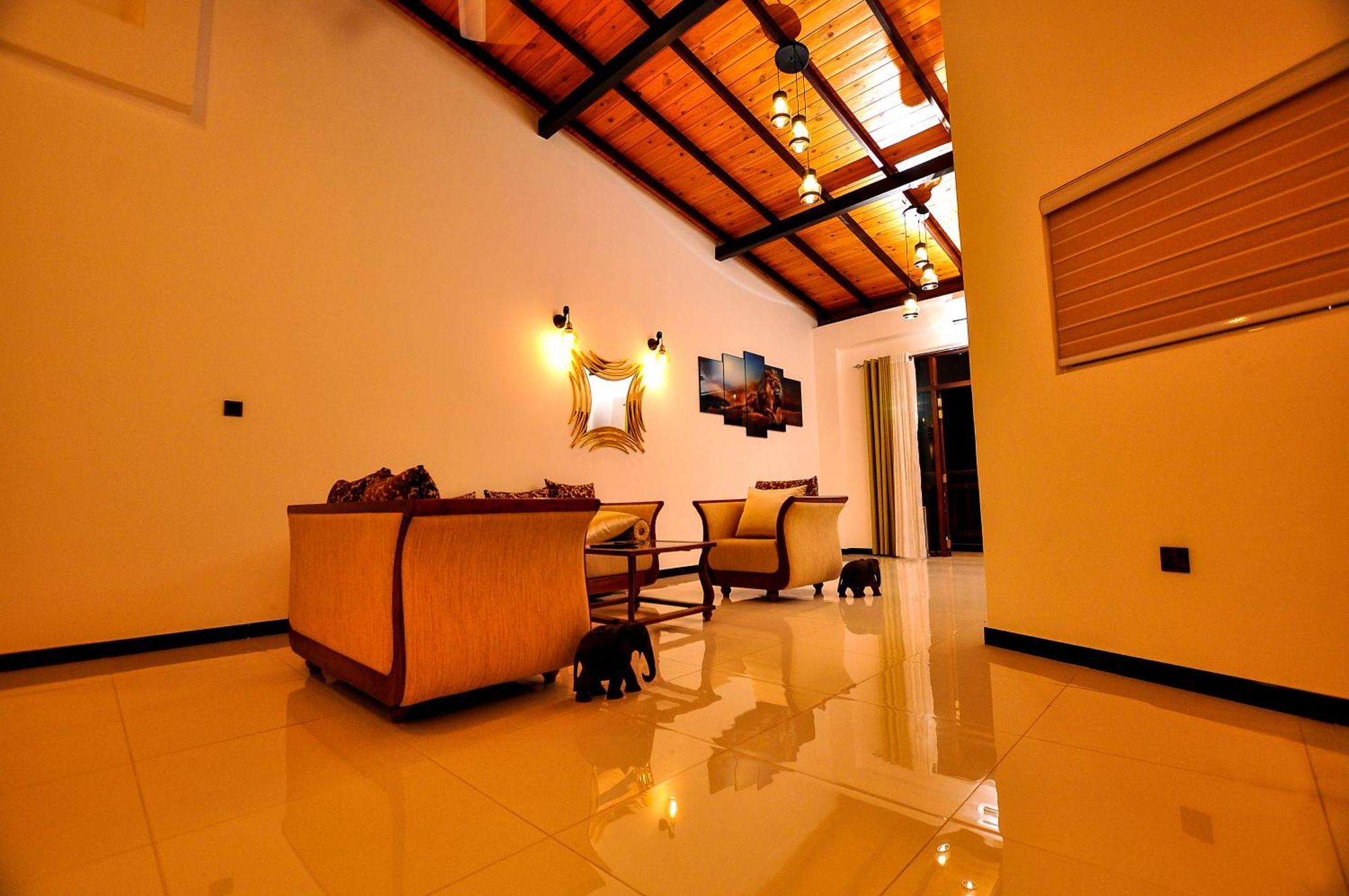 Sachinro Hotel Mirissa Exterior photo